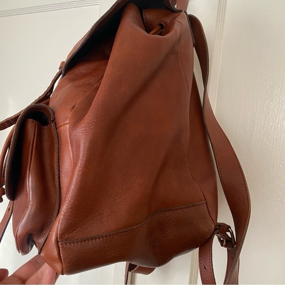 MADEWELL The Transport Rucksack in English Saddle Leather - Picture 7 of 16